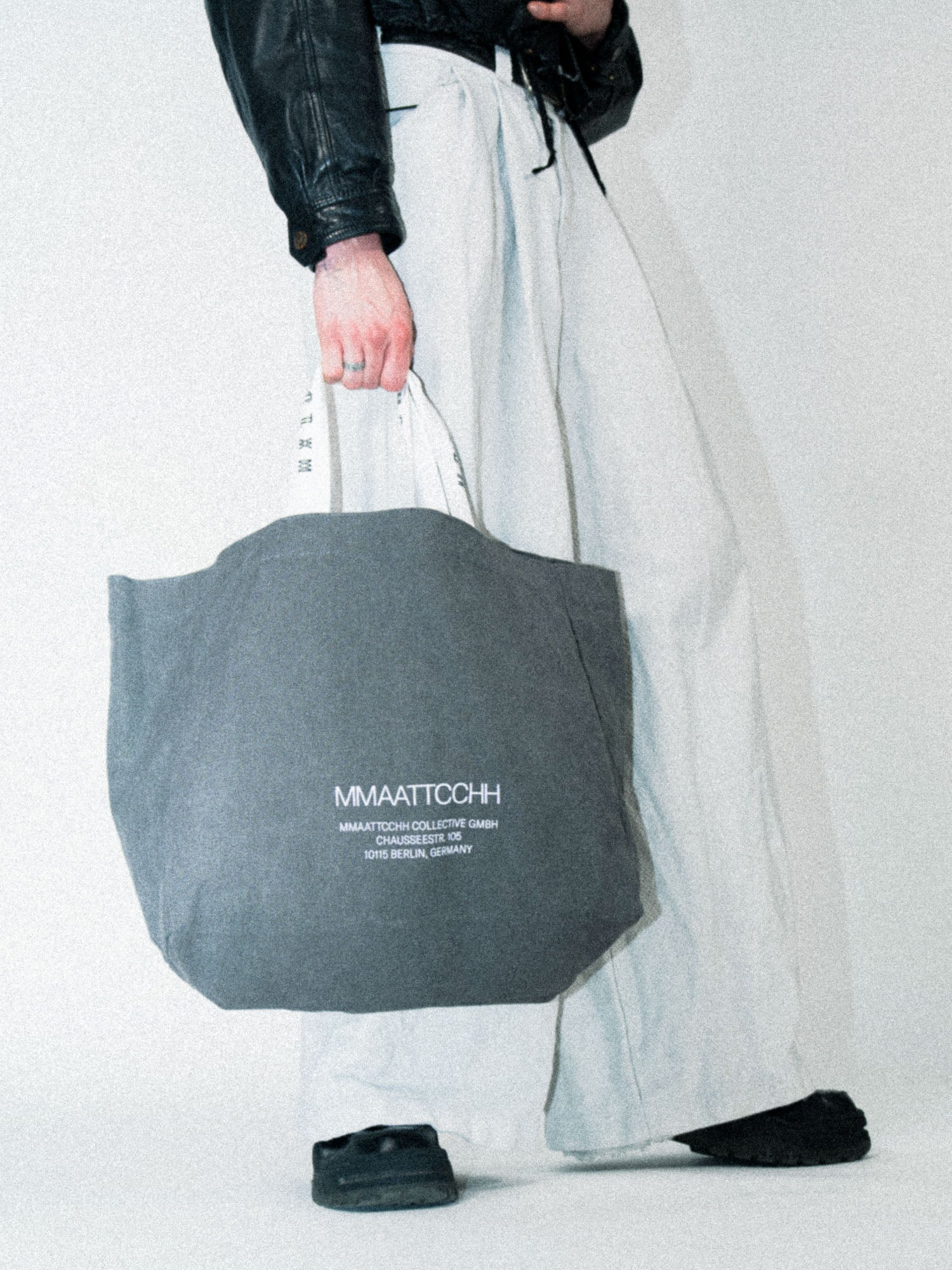 TOTE BAG DARK GREY