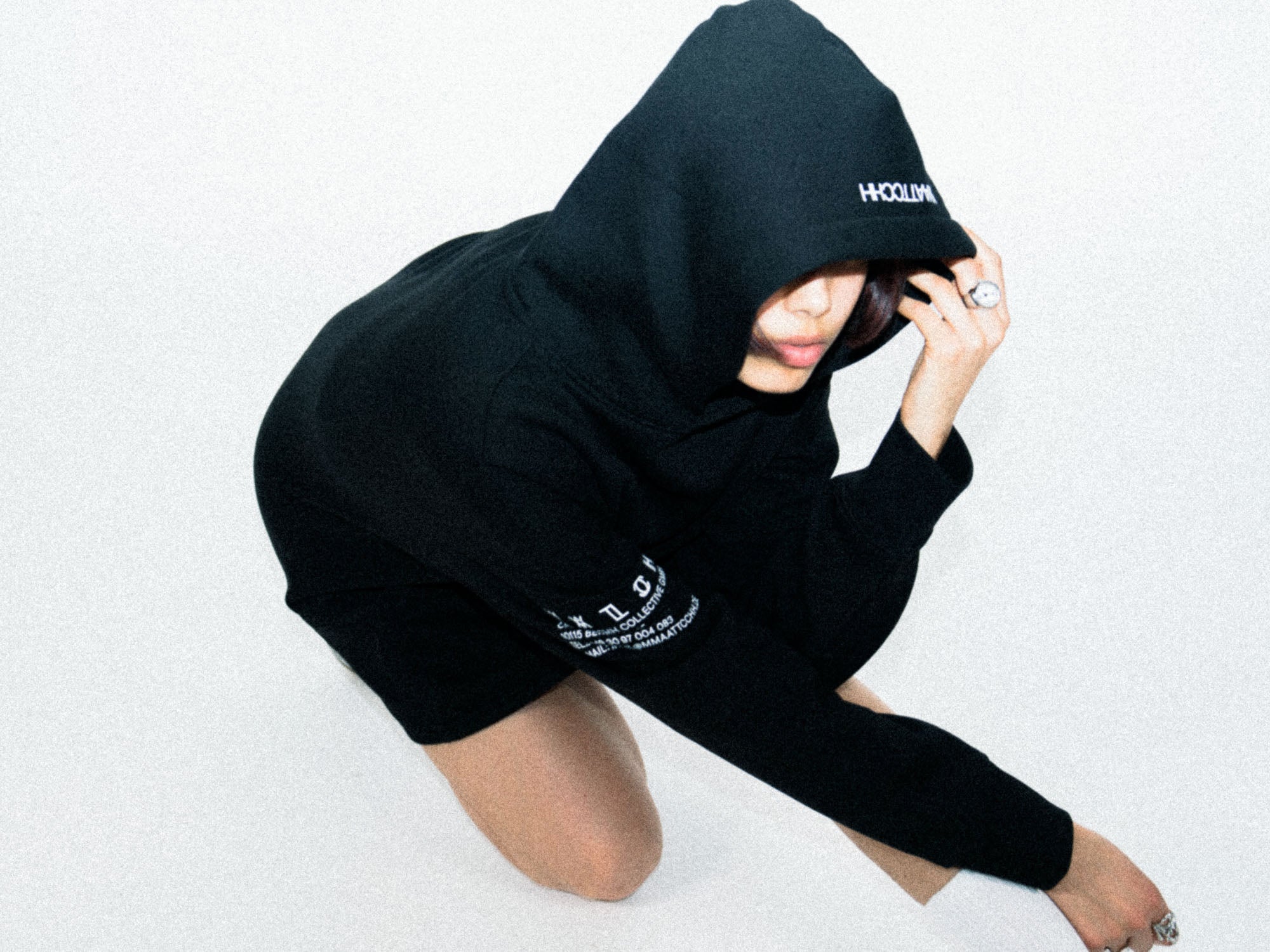 HOODED SWEATSHIRT BLACK